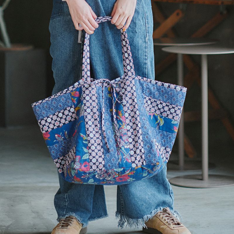 Pendleton ネイビー 幾何学模様　リバーシブル　未使用 PENDLETON（ペンドルトン） 大判ひざ掛け リバーシブル 127cm x 177cm