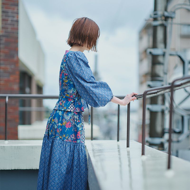 SOULEIADO 三角マチのバルーン袖ブラウスキット ネイビーブルー