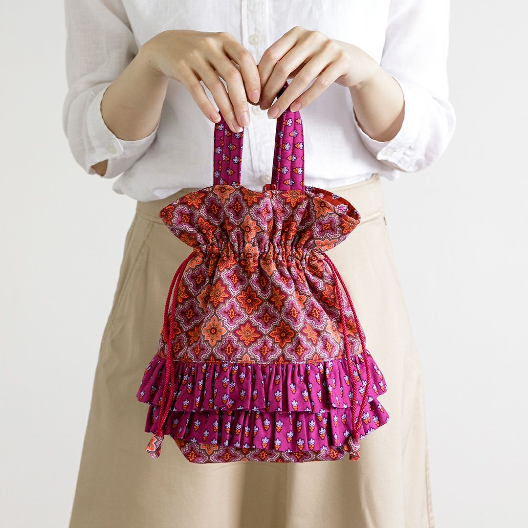 【NATURAL】<MADE IN MADA> フリル 巾着 バッグ MADE IN MADA＞ フリル 巾着 バッグ